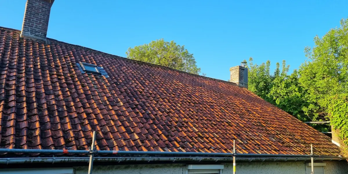 toiture en mauvaise état avant travaux