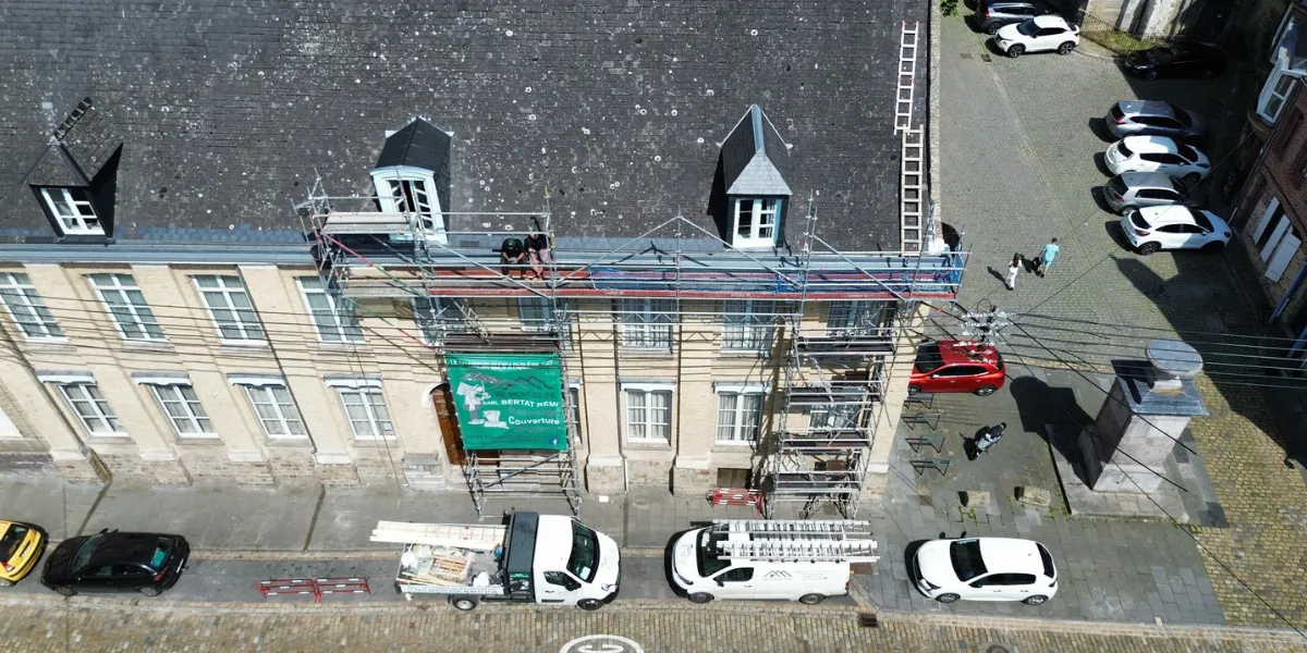 rénovation Hôtel de Berghes à Saint-Omer vue du ciel